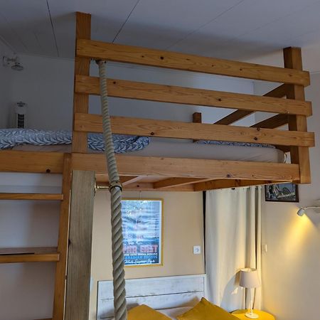 נוארמוטייה-אן-ליל Les Yeux Bleus Bed & Breakfast מראה חיצוני תמונה