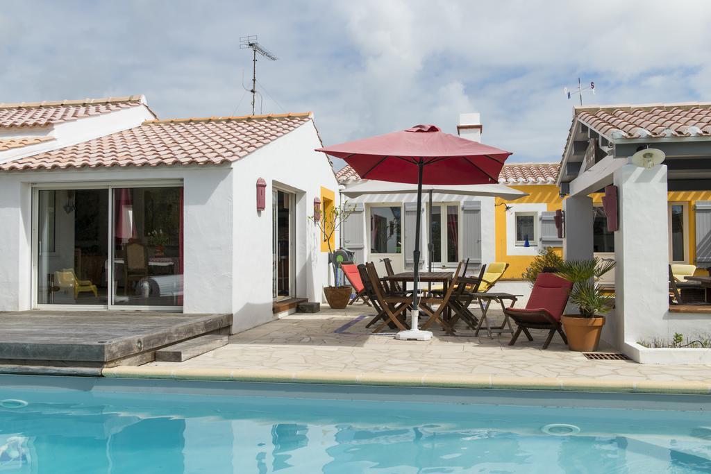 נוארמוטייה-אן-ליל Les Yeux Bleus Bed & Breakfast מראה חיצוני תמונה